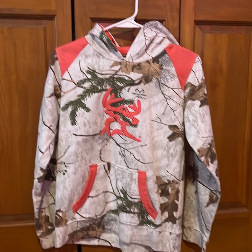 comfy hunting sweatshirt